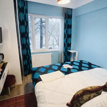 Turquoise 3*
